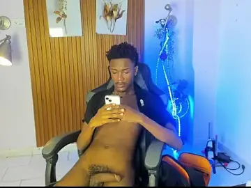 Stripchat Private Sex Chat of Ikaro_blue