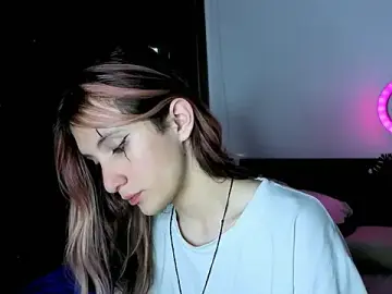Stripchat Watch Live Sex Cams of Feniix__
