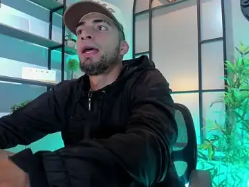 Stripchat Live Porn of DrakeNeumann