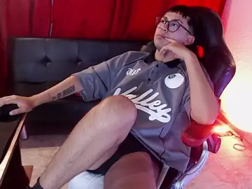 Stripchat Live Porn of Maximo_Lux