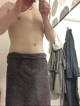 Stripchat Live Sex Cam of Spielzeugtwink