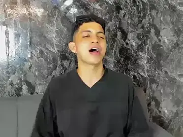 Stripchat Best live sex cam show of cameron_lux77