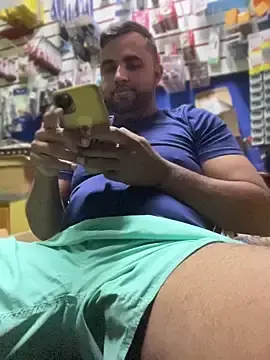 Stripchat Nude Webcam of Sheik_z_o