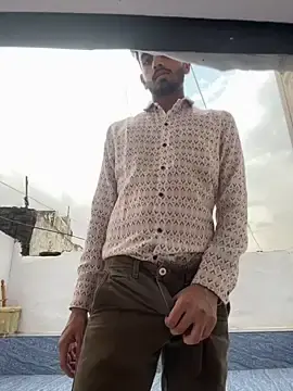 Stripchat Free Porn Cam of Cuteaadi