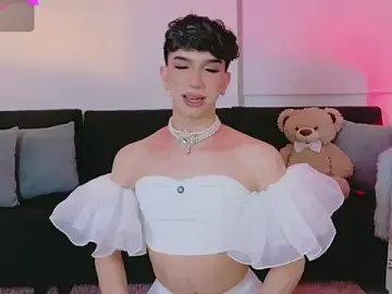 Stripchat Free Porn Cam of Jamess_Brown