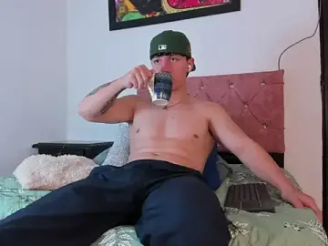Stripchat Live Sex of Liam_saint