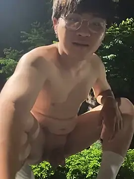 Stripchat Free Porn Cam of Yang_571