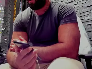 Stripchat Free Live Porn of David_Big_Daddy