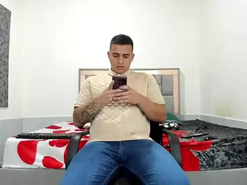 Stripchat Free Porn Cam of simookeler