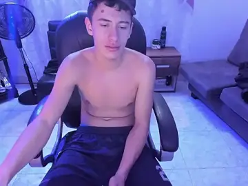 Stripchat Free Porn Cam of Jereth_Boy