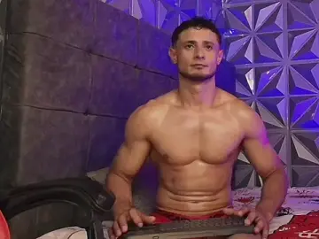 Stripchat Nude Webcam of Adonys_Lewis_