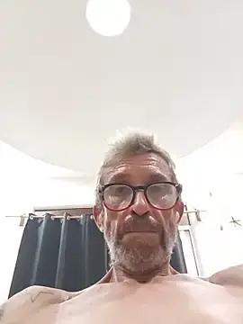 Stripchat Best live sex cam show of chris-sbh11
