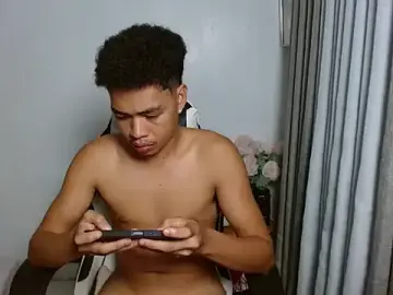 Stripchat Adult Webcams of curlyasian_njxx