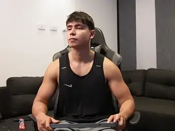 Stripchat Free Live Porn of Bray_Kevin