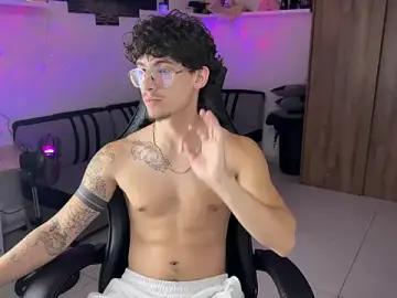 Stripchat Nude Webcam of Kisan_Smith