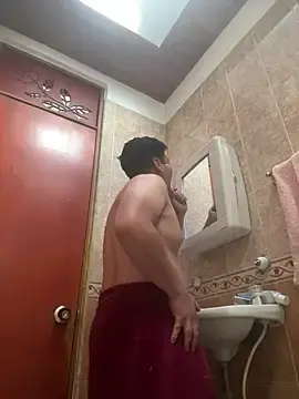 Stripchat Free Live Porn of oliver_price1