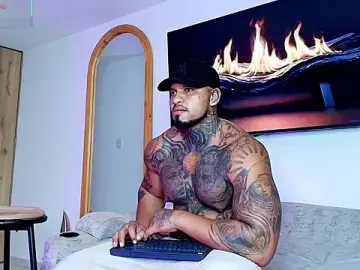 Stripchat Best live sex cam show of zaiin_diesel