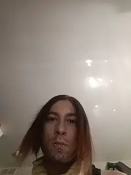 Stripchat Adult Webcam of TwiztedIncubus