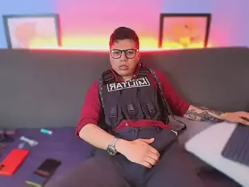 Stripchat Live Sex of AquilesTaylor