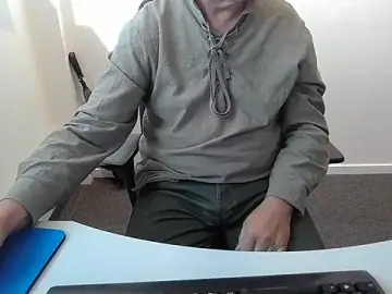 Stripchat Live Sex Cam of Buggemann