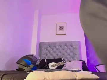 Stripchat Live Sex Cam of Joel_carterr
