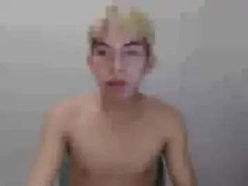 Stripchat Adult Webcams of Urhotsilverboy