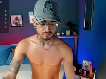 Stripchat Live Porn of keneth_Collins