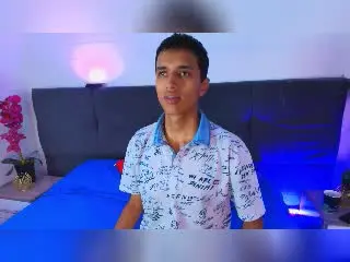 Xlovecam Best Webcam of AlanColthon