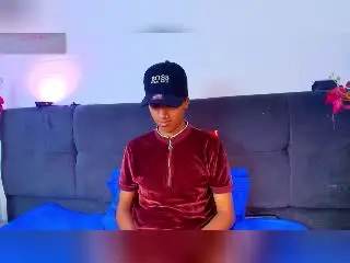 Xlovecam Free Live Porn of AlanColthon