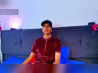 Xlovecam Free Porn Cam of AlanColthon