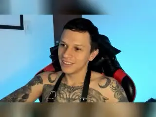 Xlovecam Free Live Porn of MasterDaveExtreme