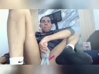 Xlovecam Live Sex Cam of RochdBuck