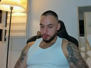 Xlovecam Sex Chat of FrankJones