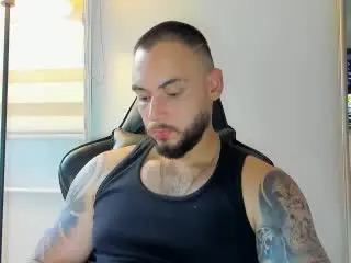 Xlovecam Adult Webcam of FrankJones