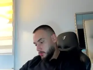 Xlovecam Nude Webcam of FrankJones