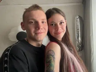 Xlovecam Watch Live Sex Cams of MorningRubbing