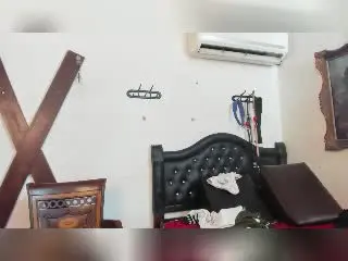 Xlovecam Sex Chat of JadeAndBob