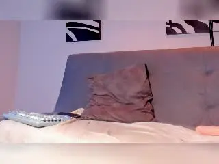 Xlovecam Sex Cam of DrakeWit