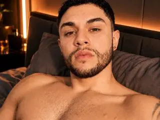 Xlovecam Nude Webcam of BrianAdler