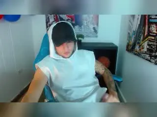 Xlovecam Best Webcam of BrianAdler