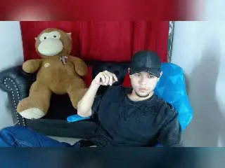 Xlovecam Adult Video Chat of BrianAdler