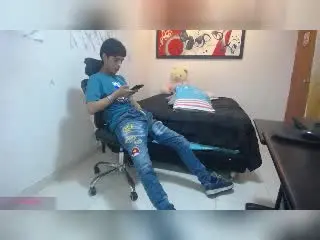 Xlovecam Live Porn of AndressDean