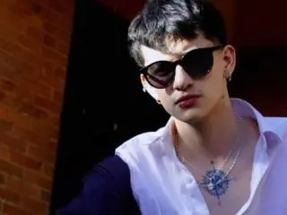 Xlovecam Nude Webcam of GabyThoms