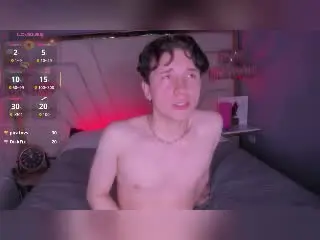 Xlovecam Nude Webcam of HoldenS