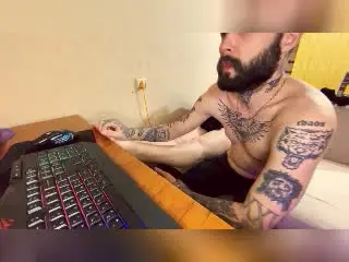 Xlovecam Live Sex Cam of MikeAndAnna