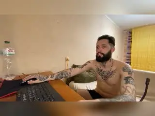 Xlovecam Live Sex Cam of MikeAndAnna