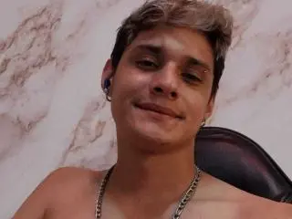 Xlovecam Live Sex Cam of ElFlaquitoo