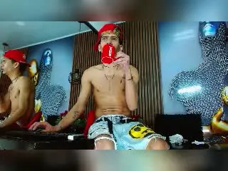 Xlovecam Watch Live Sex Cams of SkinnyCuteAlyer
