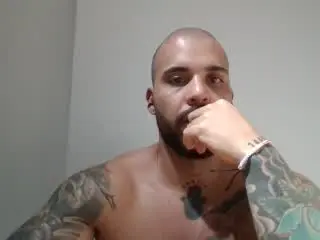 Xlovecam Free Live Porn of MedellynDark