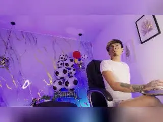 Xlovecam Adult Webcam of Aeron69